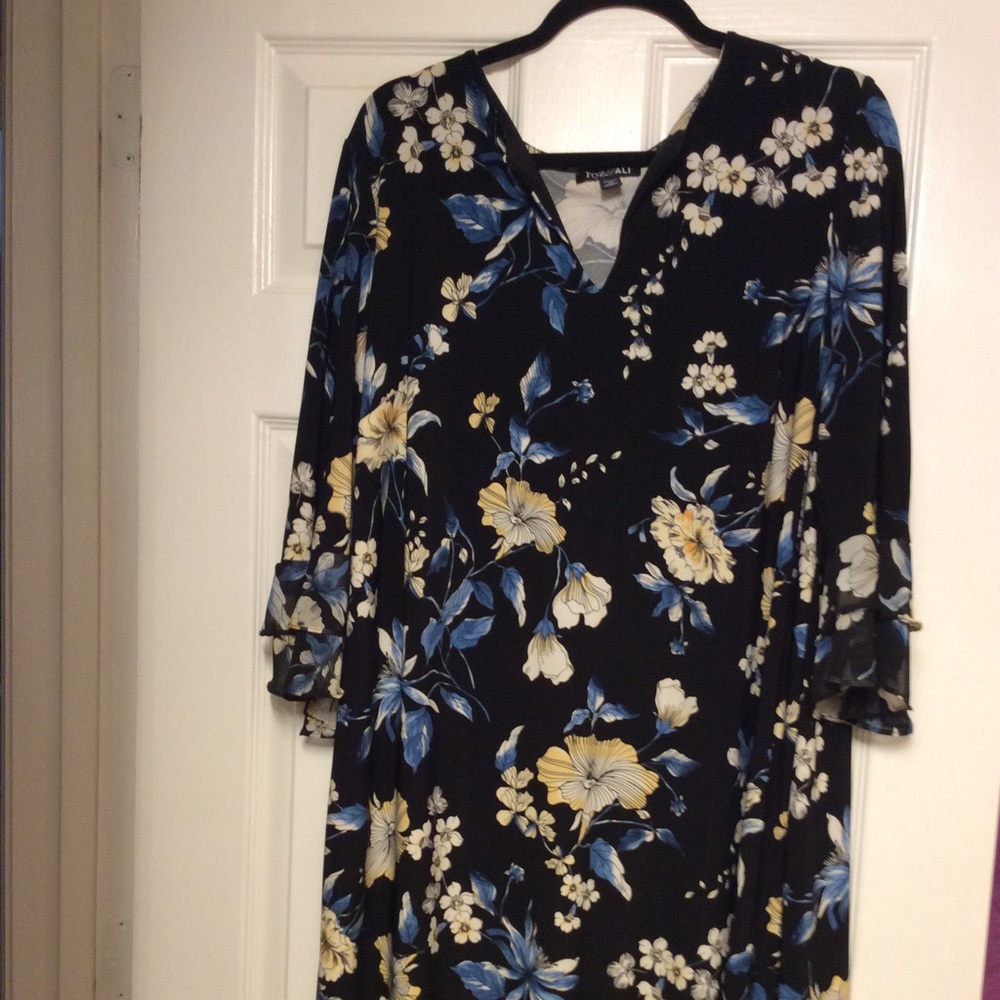 Roz & Ali Dress